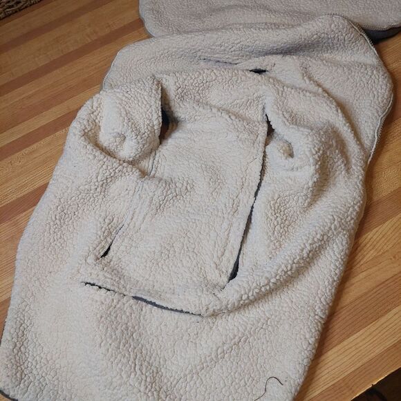 J Cole Collections Gray Bundleme Stroller & Car Seat Cover Infant - Picture 7 of 9